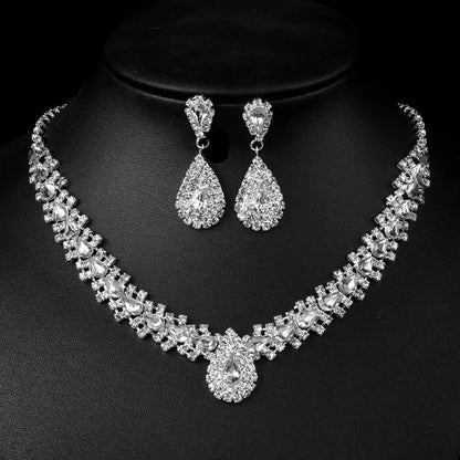 Sparkling Rhinestone Crystal Teardrop Design Jewelry Set