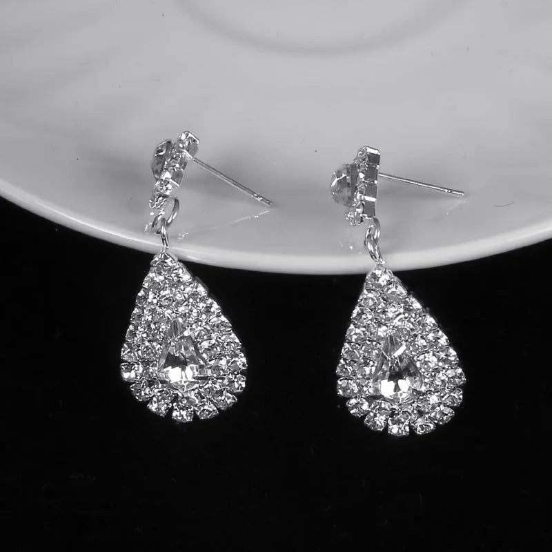 Sparkling Rhinestone Crystal Teardrop Design Jewelry Set